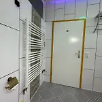 公寓 Modern Neuburg U - - 2 Zimmer, Komfort, Zentrum, Wi-fi, Smart Tv, Stellplatz, Kueche 多瑙河畔诺伊堡