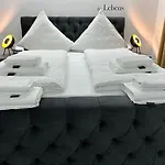 公寓 Modern Neuburg U - - 2 Zimmer, Komfort, Zentrum, Wi-fi, Smart Tv, Stellplatz, Kueche 多瑙河畔诺伊堡