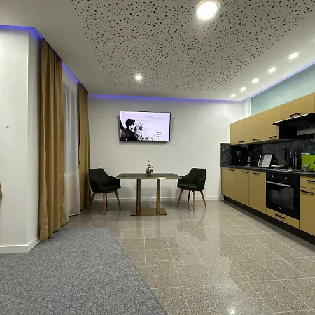 Modern Neuburg U - - 2 Zimmer, Komfort, Zentrum, Wi-fi, Smart Tv, Stellplatz, Küche *