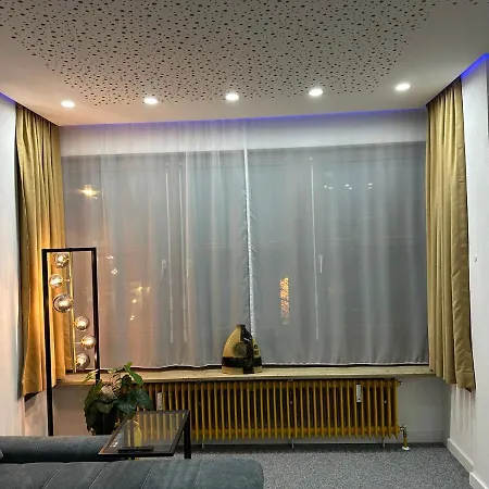 Apartment Modern Neuburg U - - 2 Zimmer, Komfort, Zentrum, Wi-fi, Smart Tv, Stellplatz, Küche