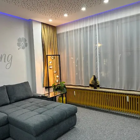 Modern Neuburg U - - 2 Zimmer, Komfort, Zentrum, Wi-fi, Smart Tv, Stellplatz, Kueche *