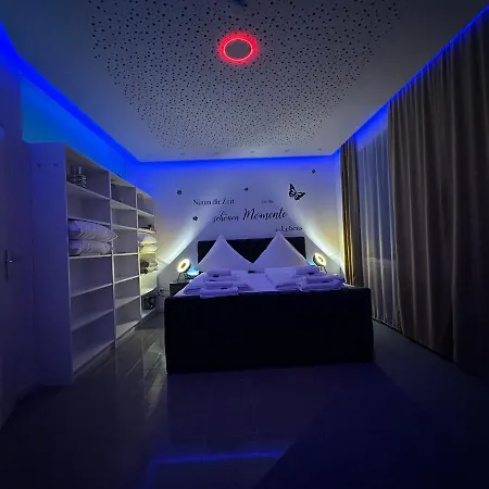 Modern Neuburg U - - 2 Zimmer, Komfort, Zentrum, Wi-fi, Smart Tv, Stellplatz, Kueche Neuburg an Der Donau