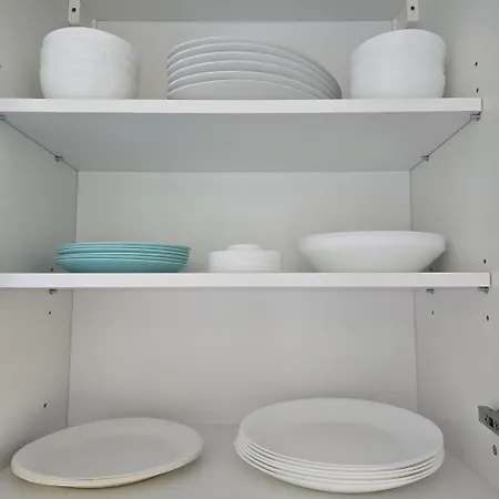 Modern Neuburg U - - 2 Zimmer, Komfort, Zentrum, Wi-fi, Smart Tv, Stellplatz, Kueche Apartment